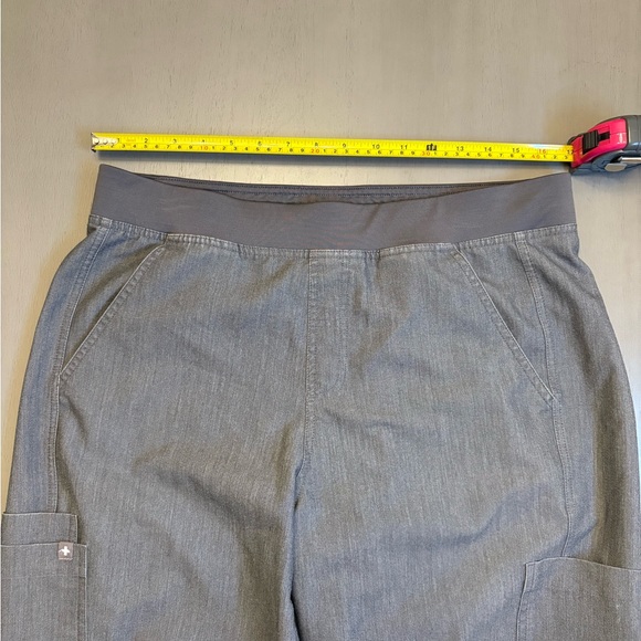 FIGS Men's Aixm Cargo Scrub Pants Gray‎ Tactical Collection 7 Pockets Medical L - Picture 8 of 11